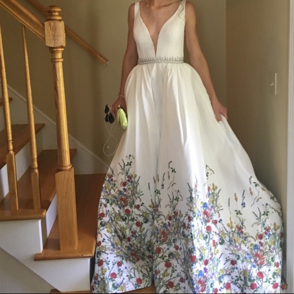 Sherri Hill prom dress